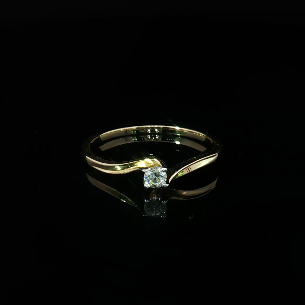 14k Solitaire Ring with Round Cut Diamond