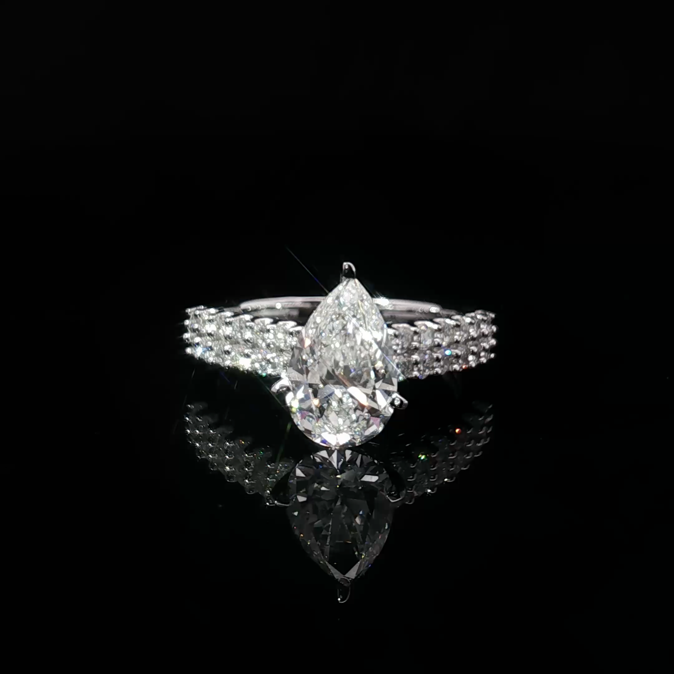 2.5 ctw White Gold Engagement Ring with Pear Cut Diamond
