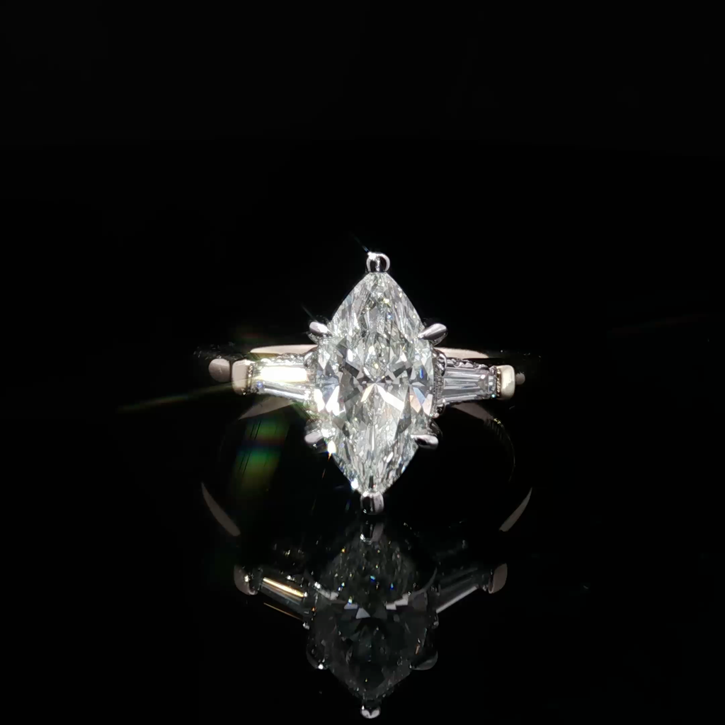 Yellow Gold Multistone Ring with Marquise Cut Diamond