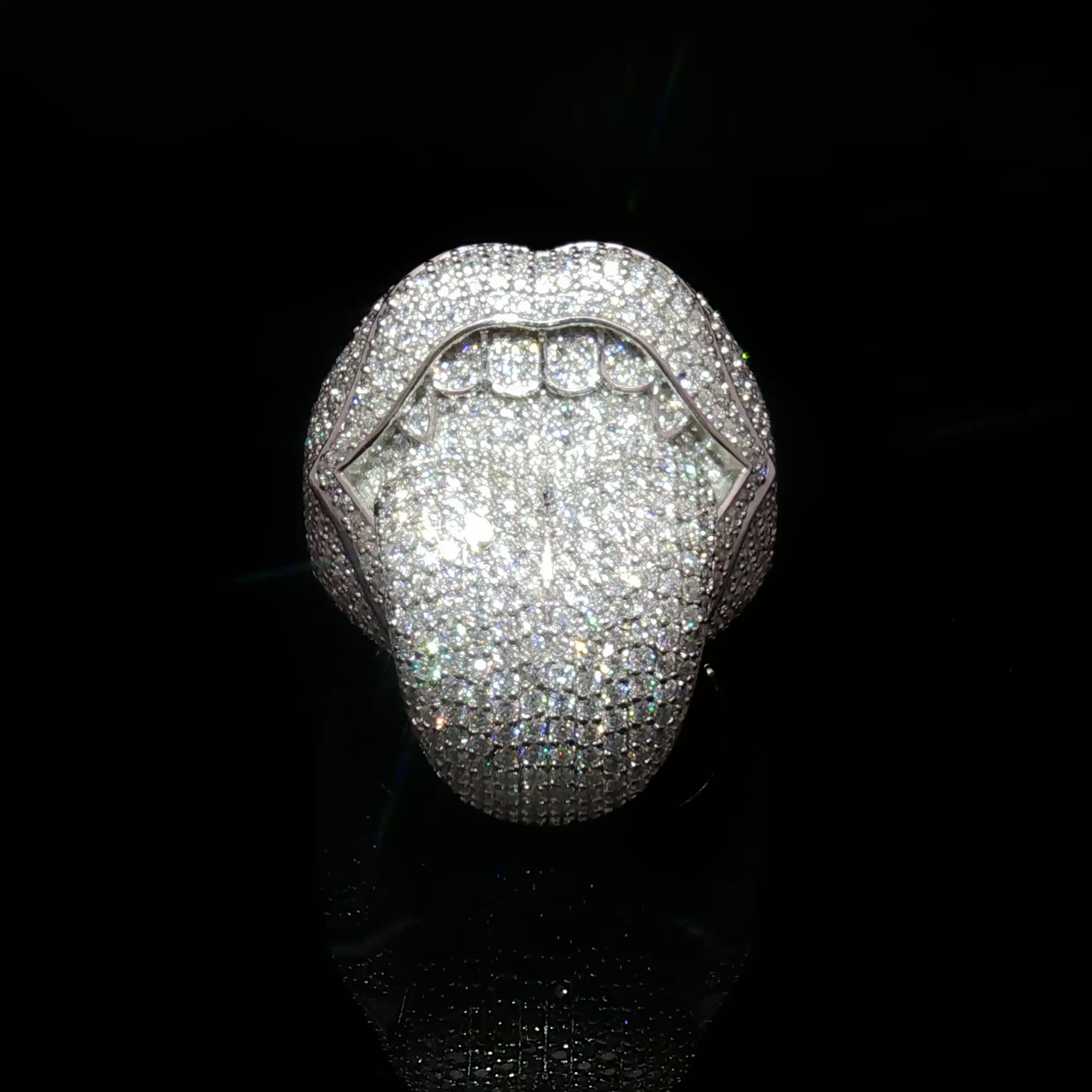 KISS ring 925 moissanite