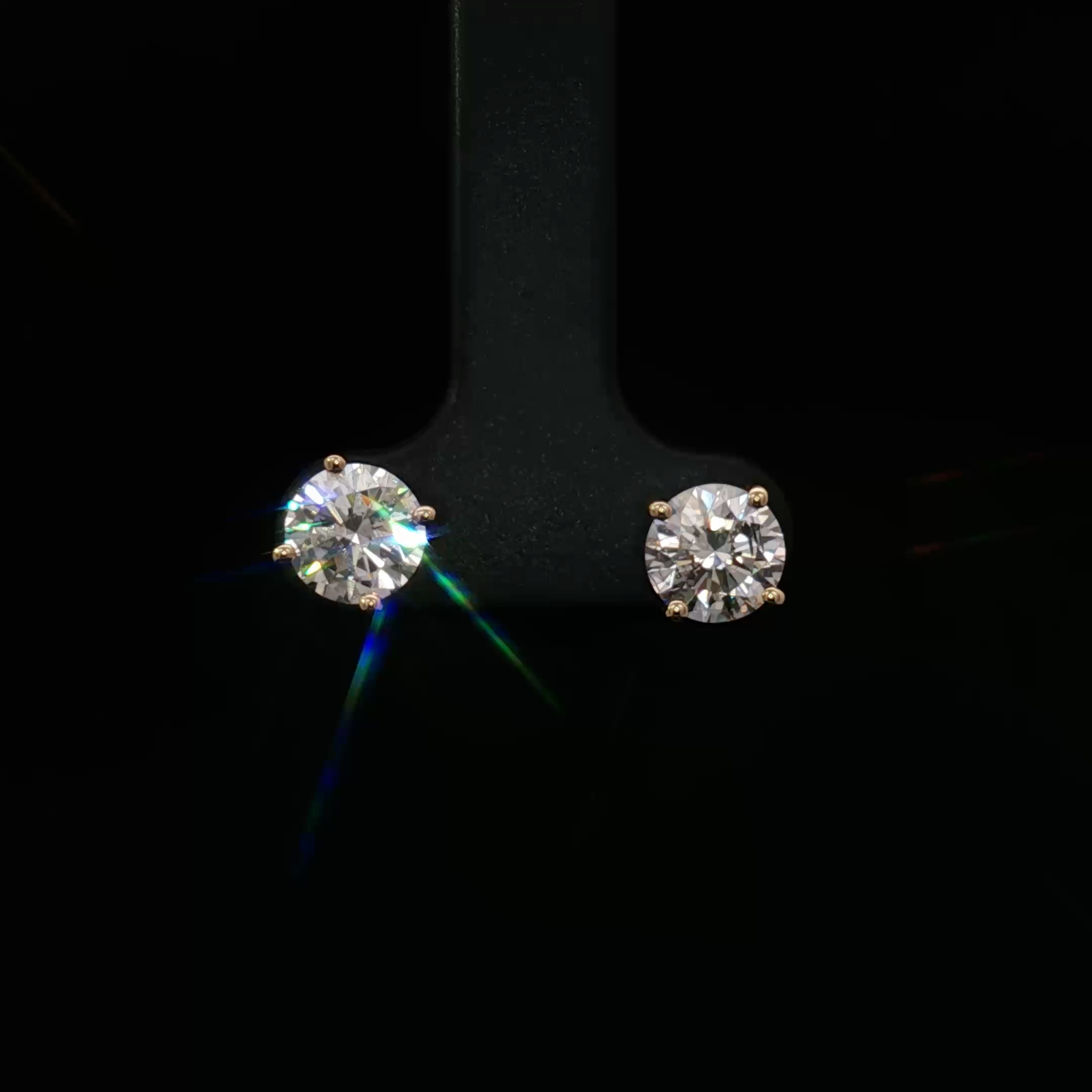14K 2ctw Lab Grown Diamond stud