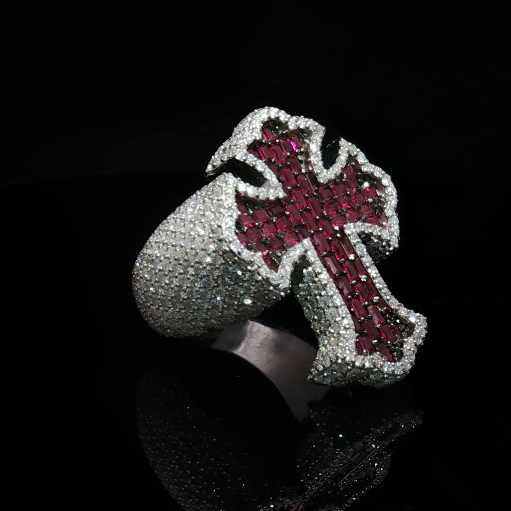 Luxe Cross Ring