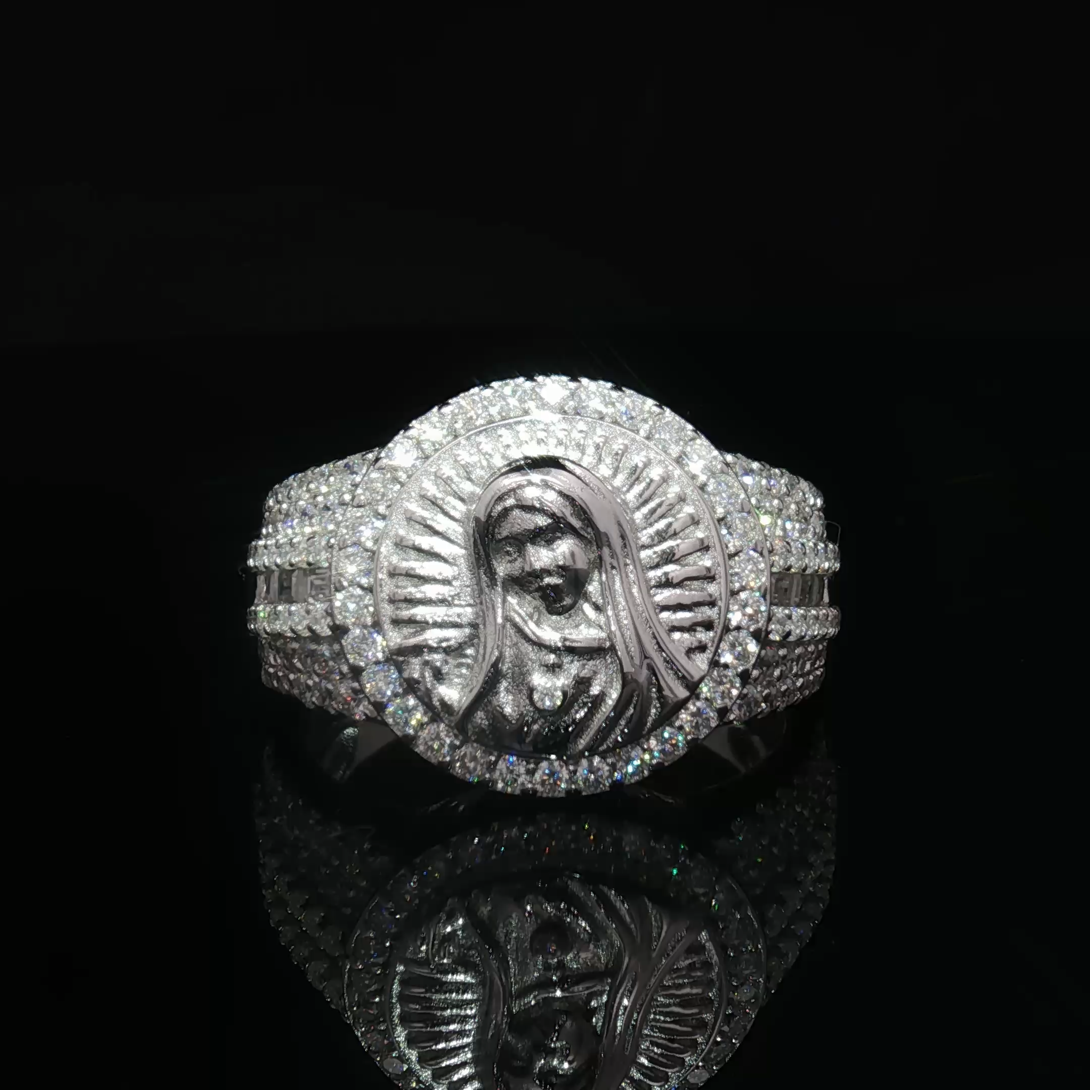 Virgen Mary Pave Ring
