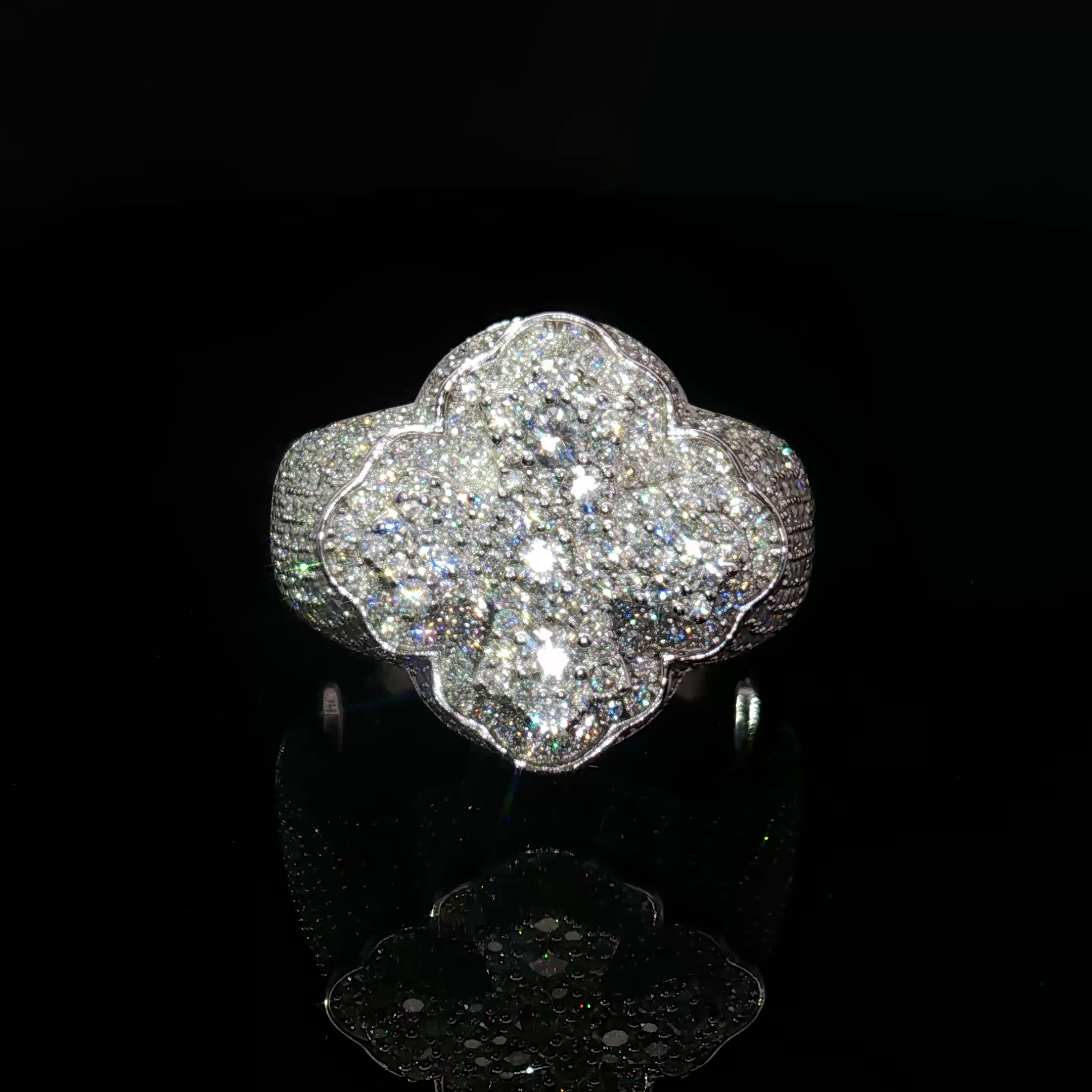 Imperial Clover Flood Ring