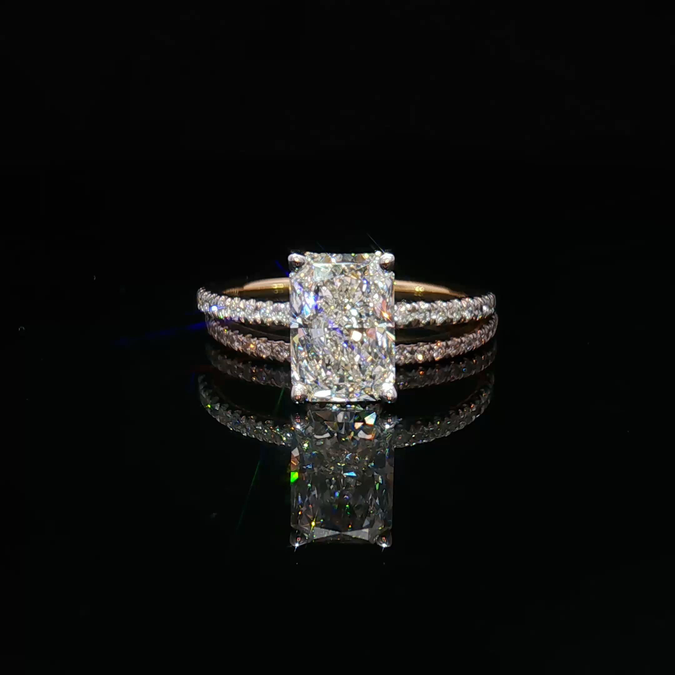 Radiant Cut Diamond yellow Gold Multistone Ring
