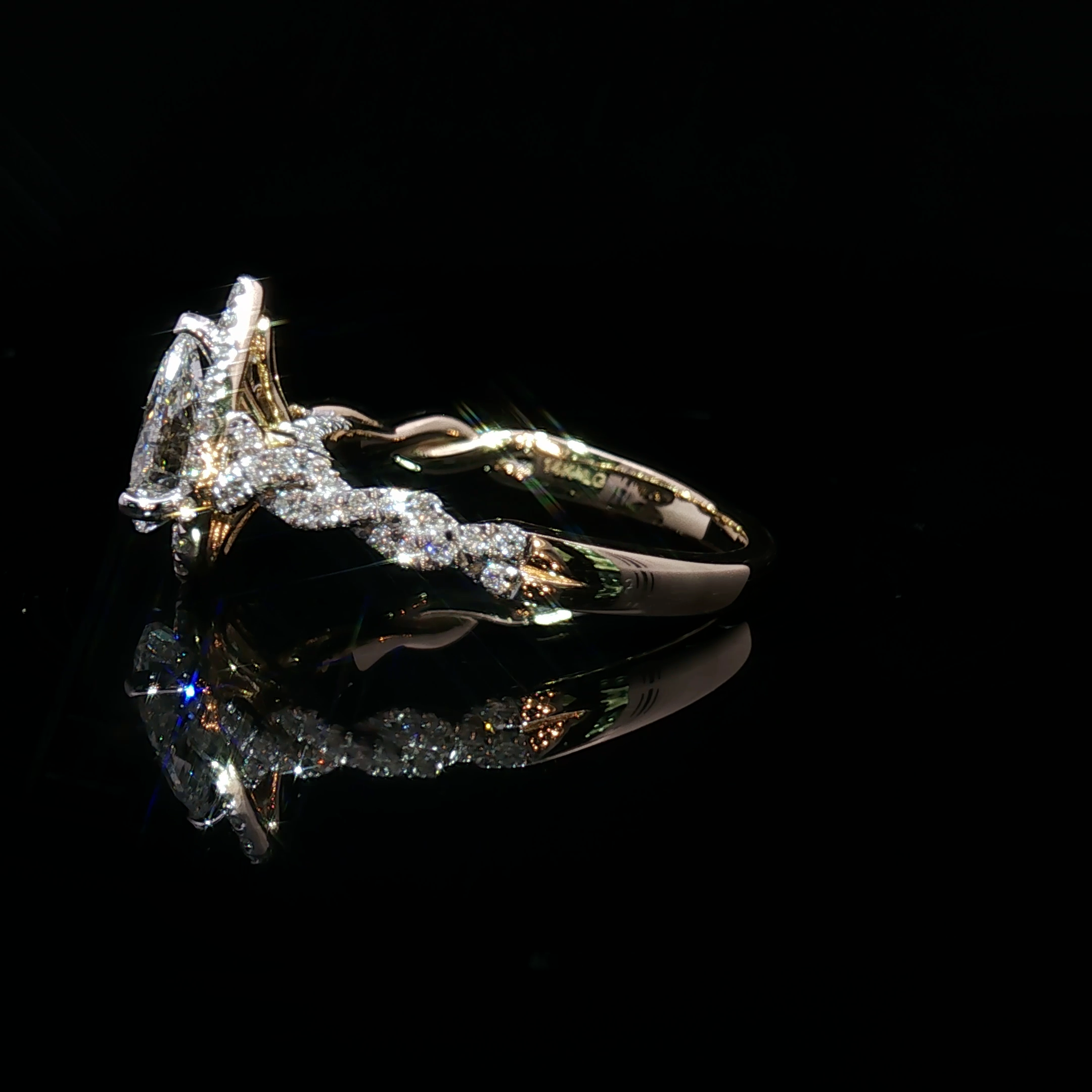 Pear-Cut Diamond Engagement Ring in Yellow Gold