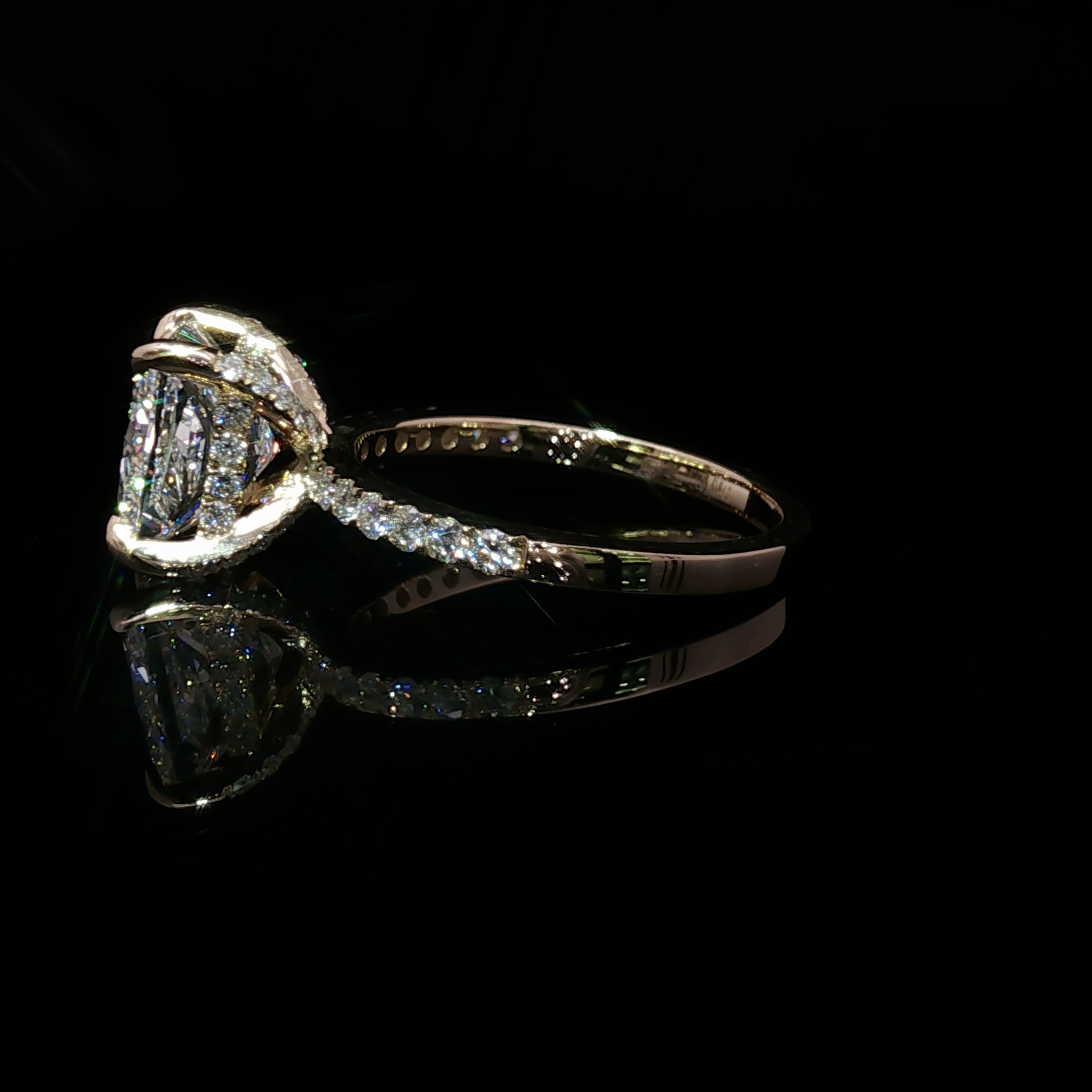 Yellow Gold Multistone Ring with Princess Cut Diamond