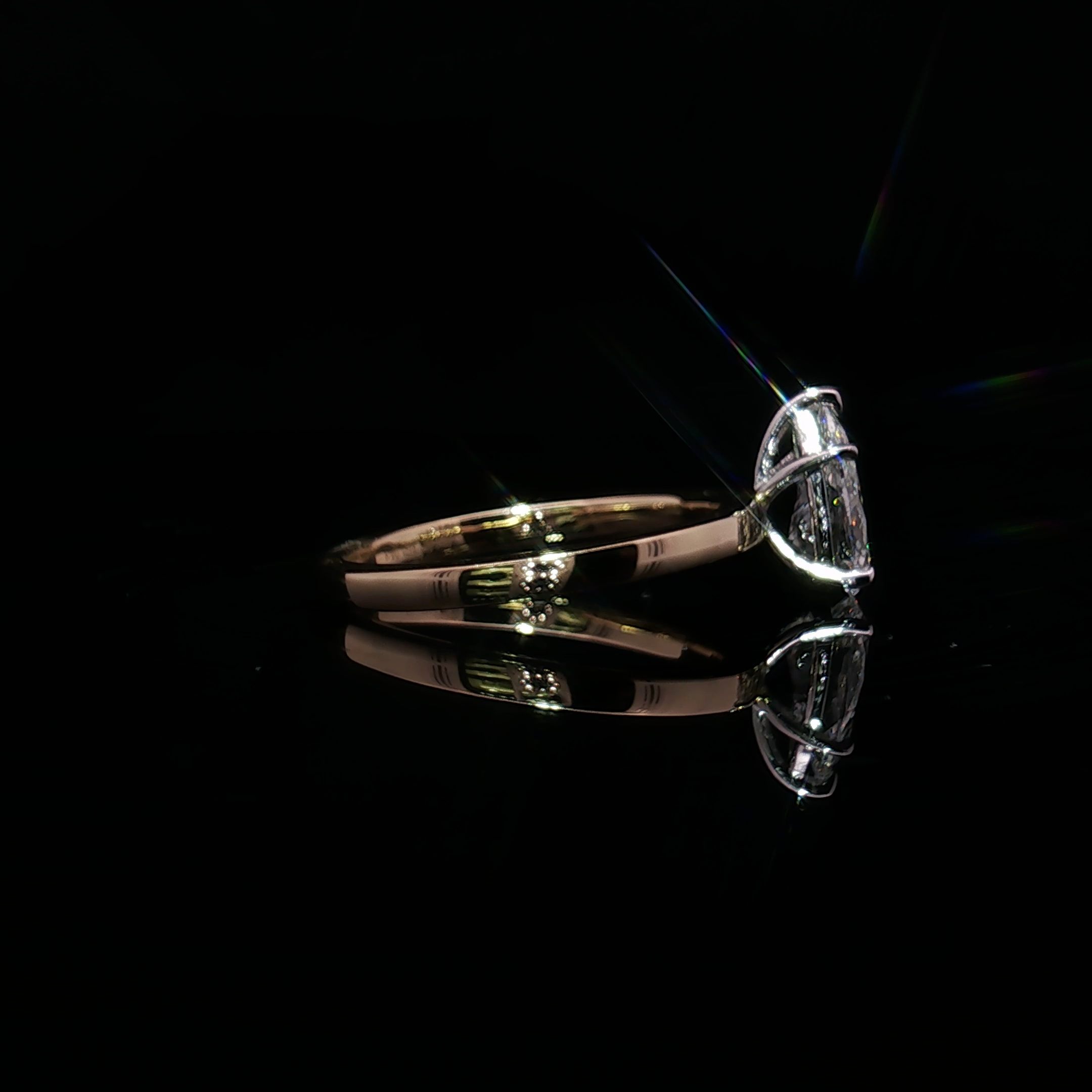 Pear-Cut Diamond Solitaire Ring in Yellow Gold