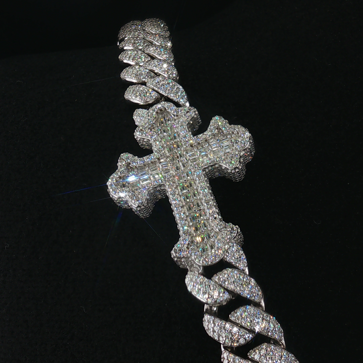 17mm Moissanite Jesus Pendant Cuban Link Chain