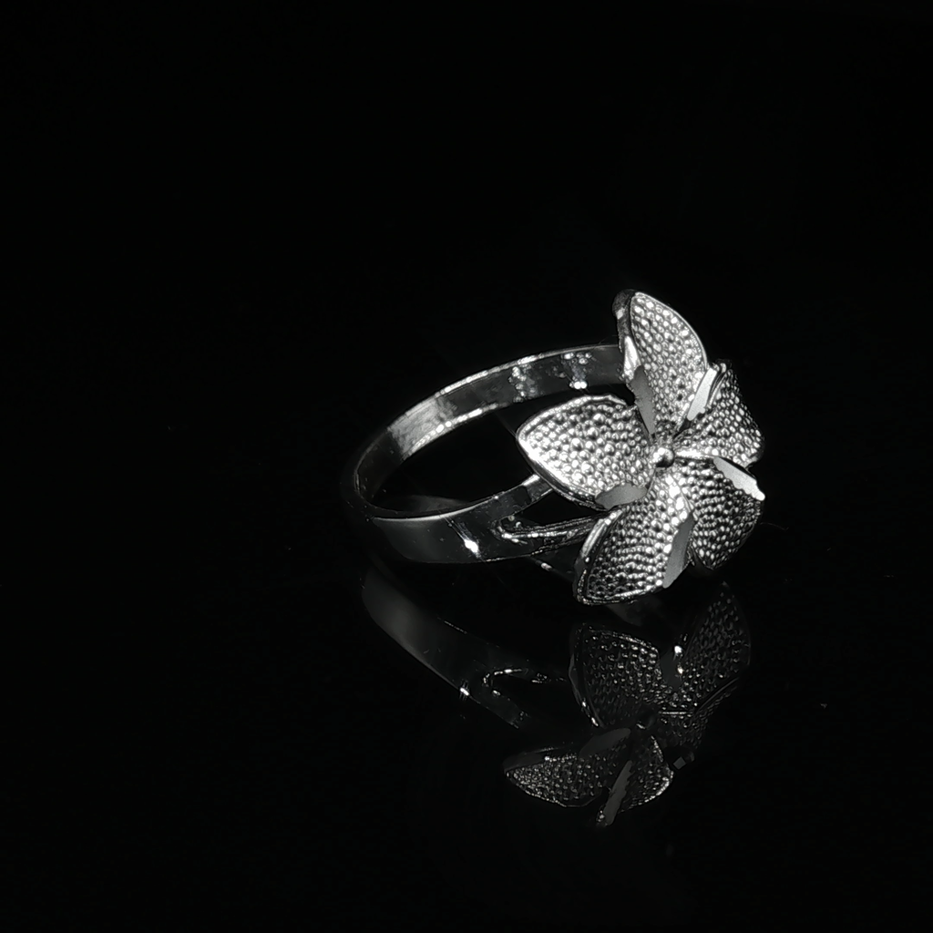 Large Single Hibiscus Ring