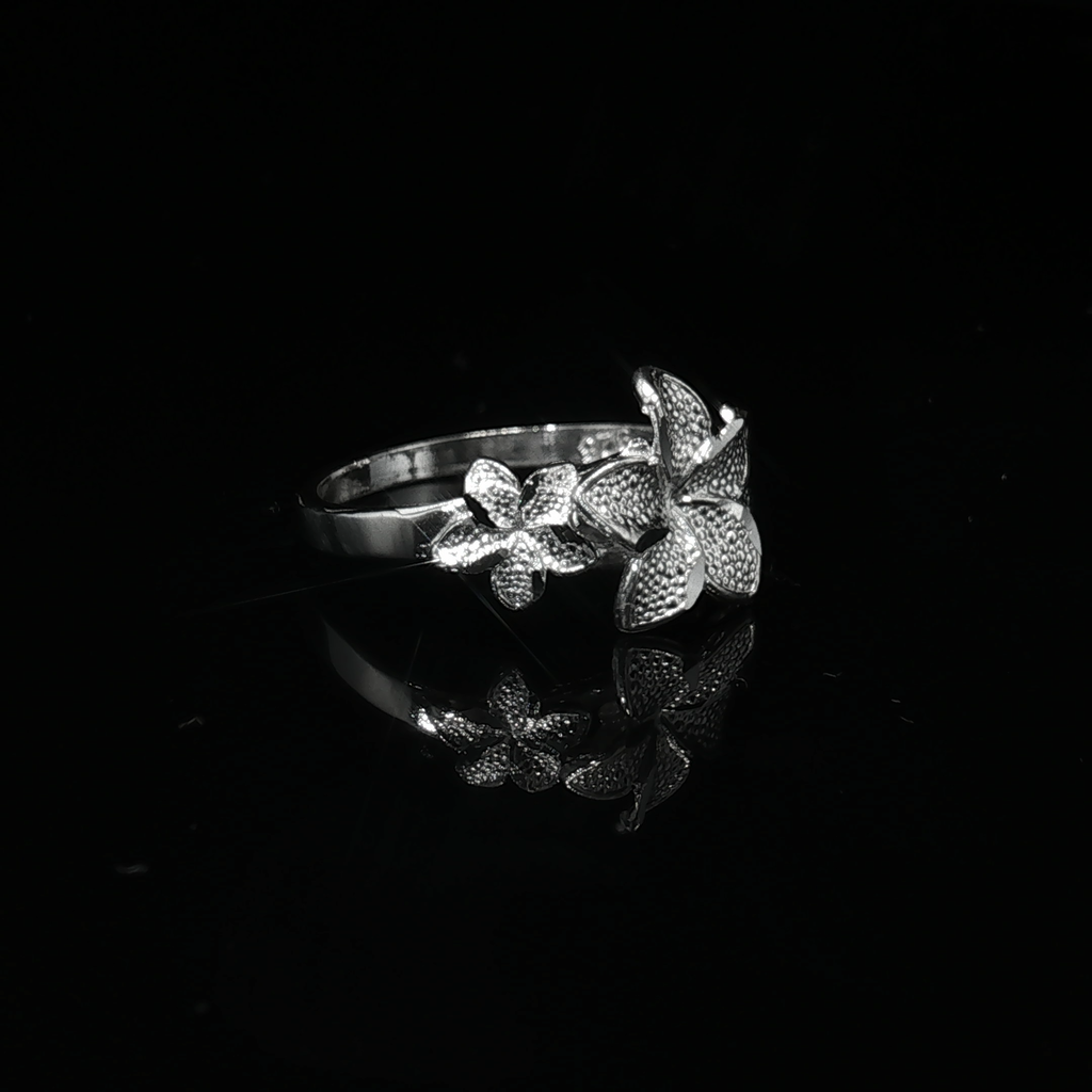 Small Tri Hibiscus Ring