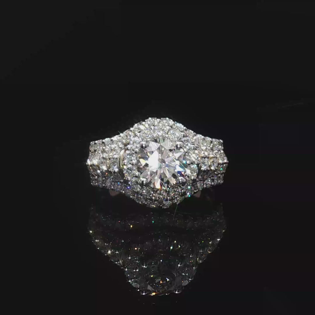 Yellow Gold Multistone Ring with Round Cut Diamond