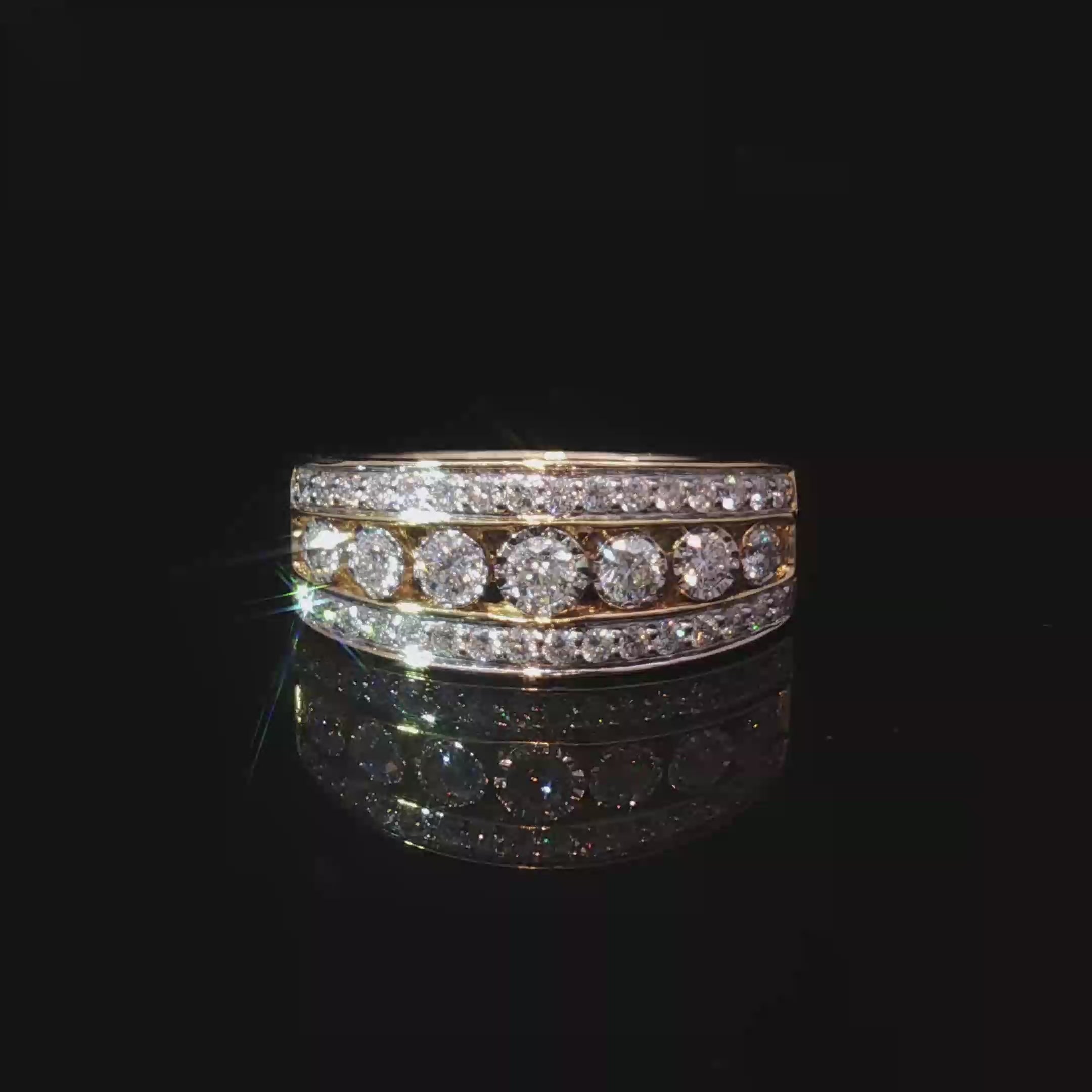 10k Multistone Ring with Round Brilliant Natrual Diamonds