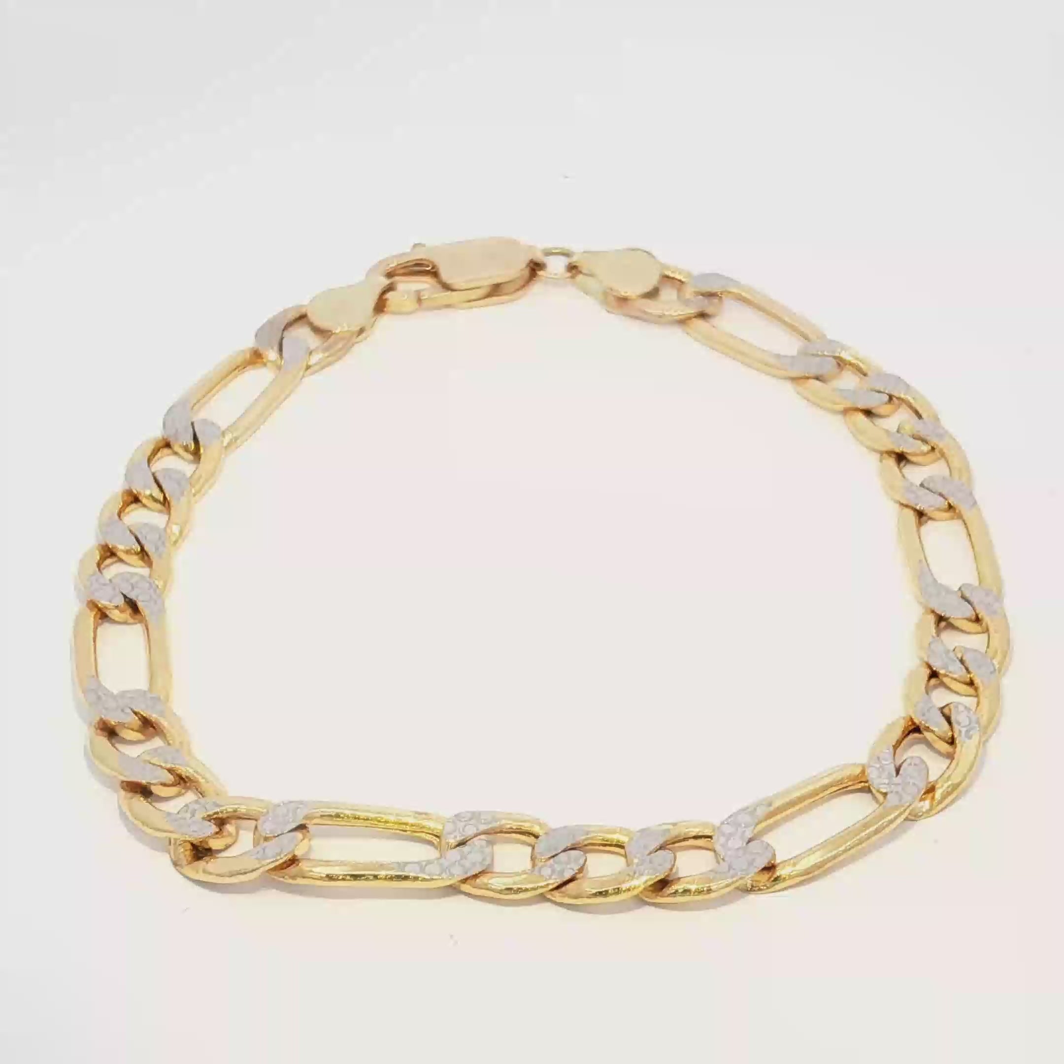 14k Gold Hollow Figaro Bracelet With White Pave 7mm.