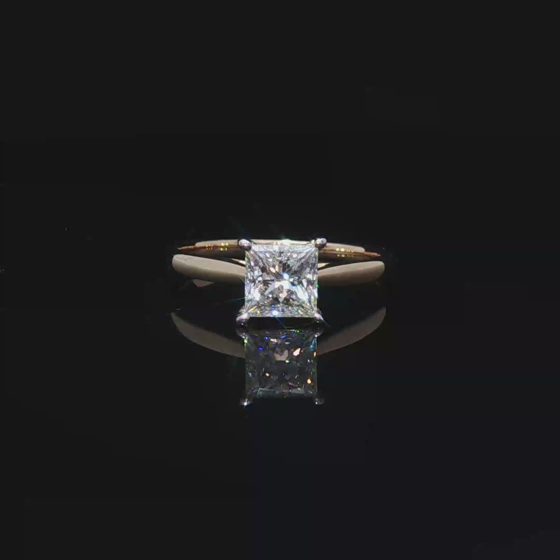Princess Cut Diamond Solitaire Ring in Yellow Gold